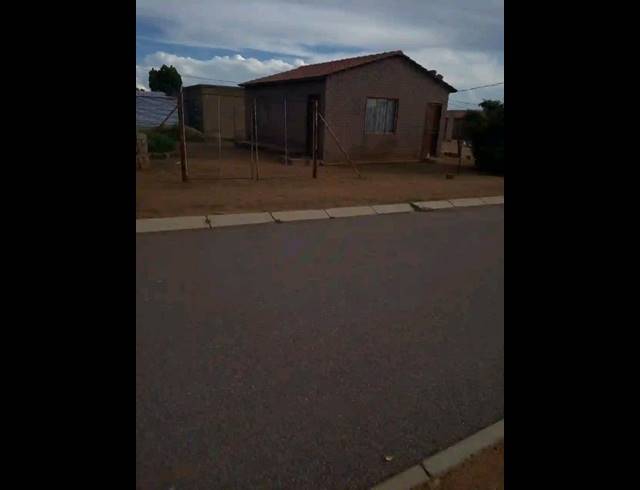 2 BEDROOM HOUSE FOR SALE IN WINTERVELDT WARD 3